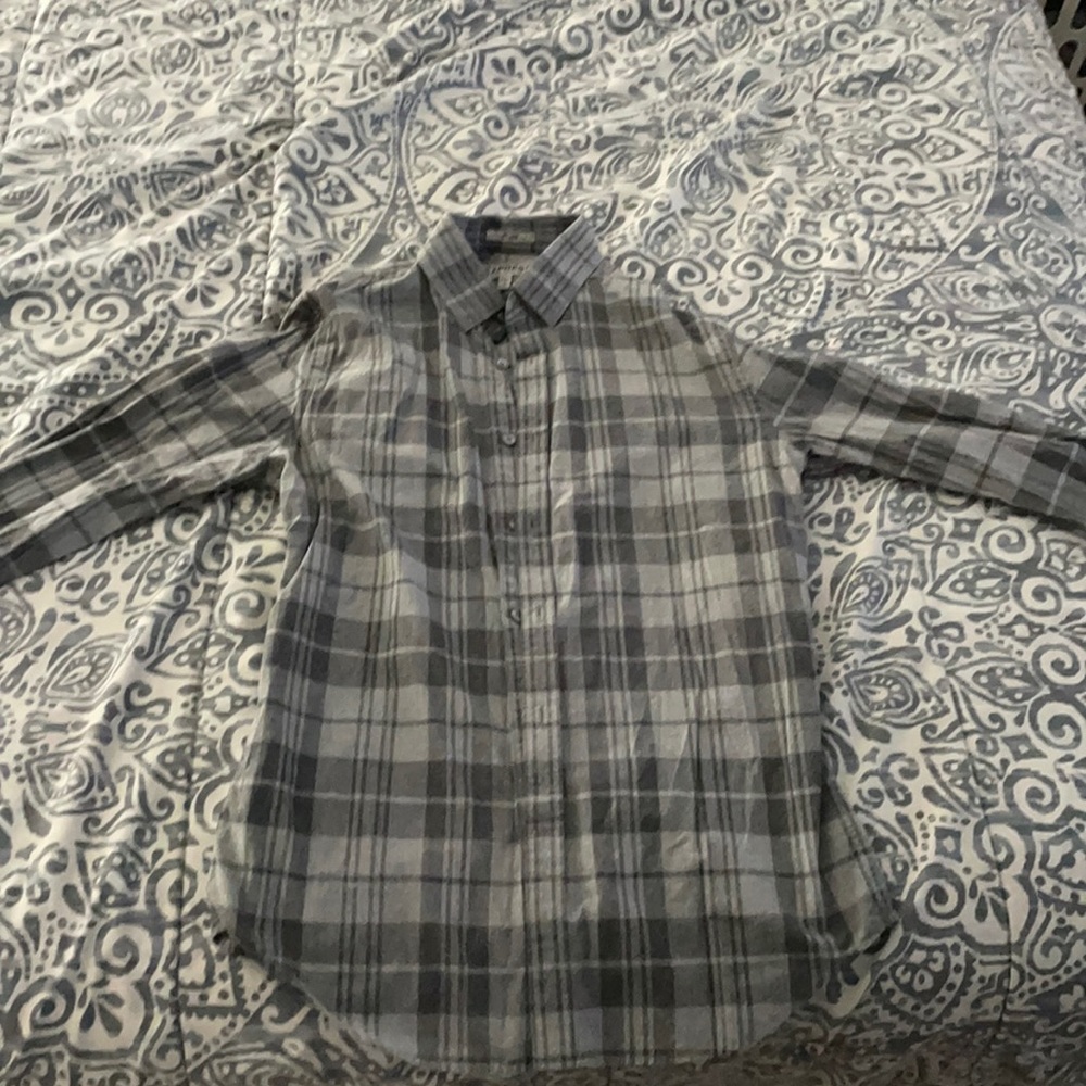 Sml Express Casual Button Up. Slim Taper Fit.